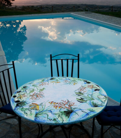 Tavolo in pietra lavica Ø120 cm Oceano Blu da esterno